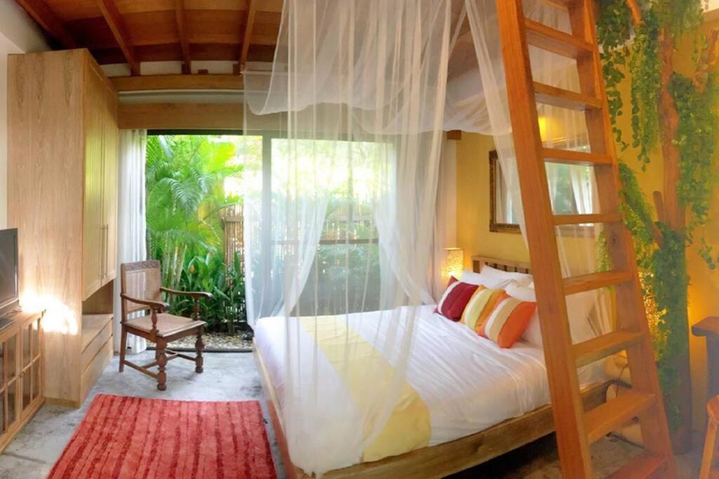 Amantara Villa, Private Beachfront 4 Bedrooms