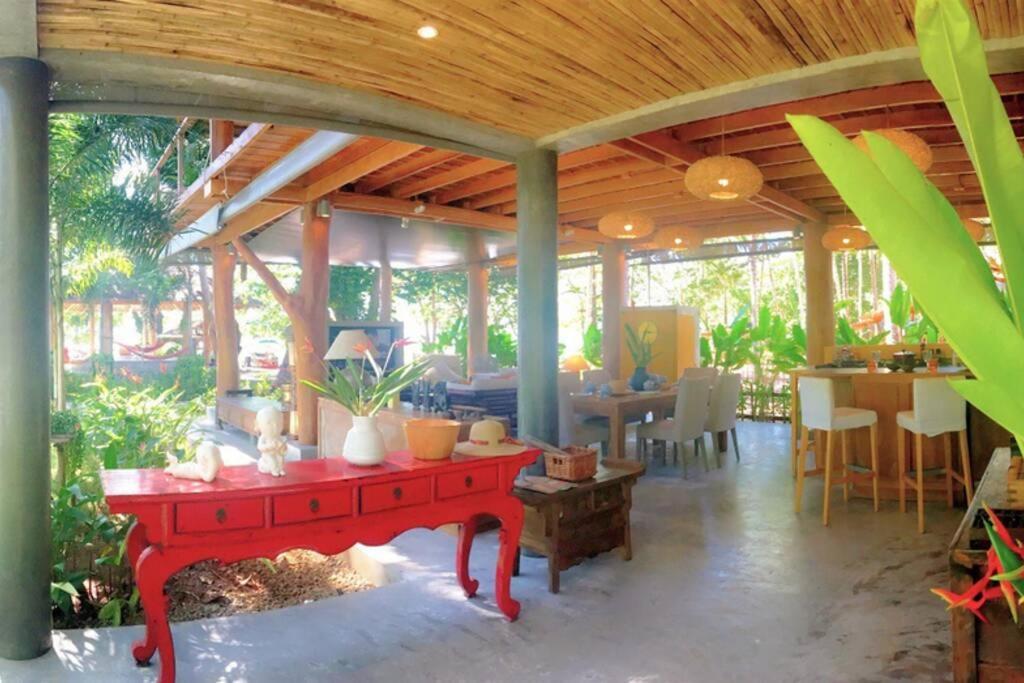 Amantara Villa, Private Beachfront 4 Bedrooms Villa