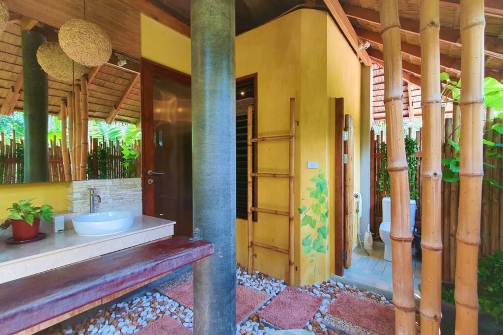 Amantara Villa, Private Beachfront 4 Bedrooms