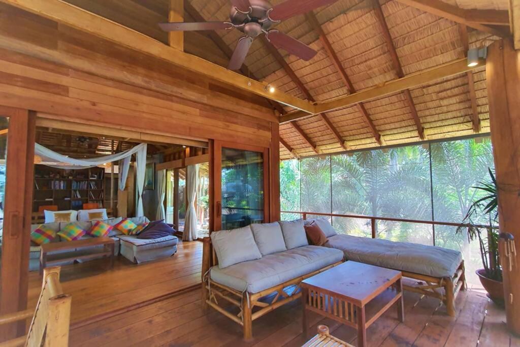 Amantara Villa, Private Beachfront 4 Bedrooms Villa *