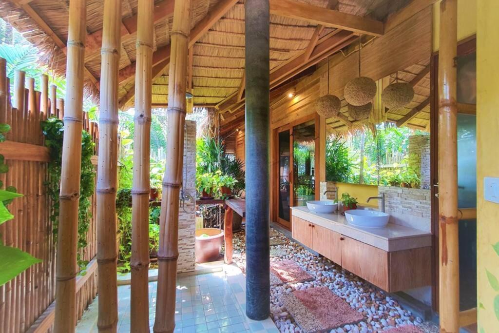 Amantara Villa, Private Beachfront 4 Bedrooms Villa
